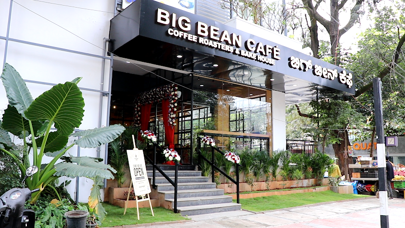 Big bean cafe - Big bean cafe 43/1 (Old No : 54 ). 2nd Main Road, 40th Cross Rd, 8th Block, Jayanagar, Bengaluru, Karnataka 560082, India