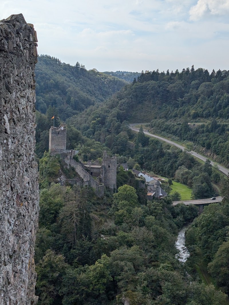 Manderscheid Upper Castle - Manderscheid Upper Castle, Kurfürstenstraße 1, 54531 Manderscheid, Germany