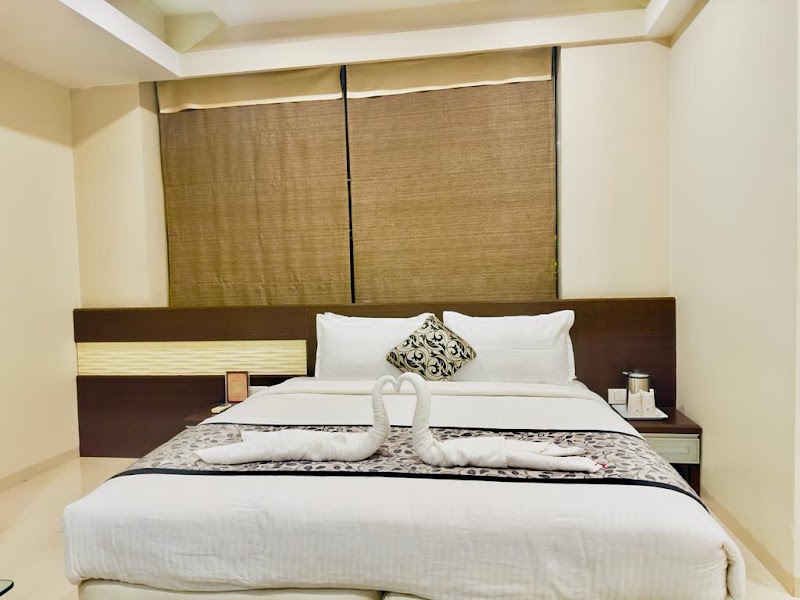Hotel Shree Narayana - Hotel Shree Narayana No.2-B, Hotel St, opp. ICICI Bank, Udaipole, Ganesh Ghati, Udaipur, Rajasthan 313001, India