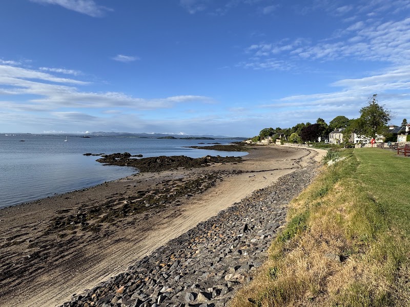 Black Sands - Black Sands, 38 Shore Rd, Aberdour, Burntisland KY3 0TU, UK