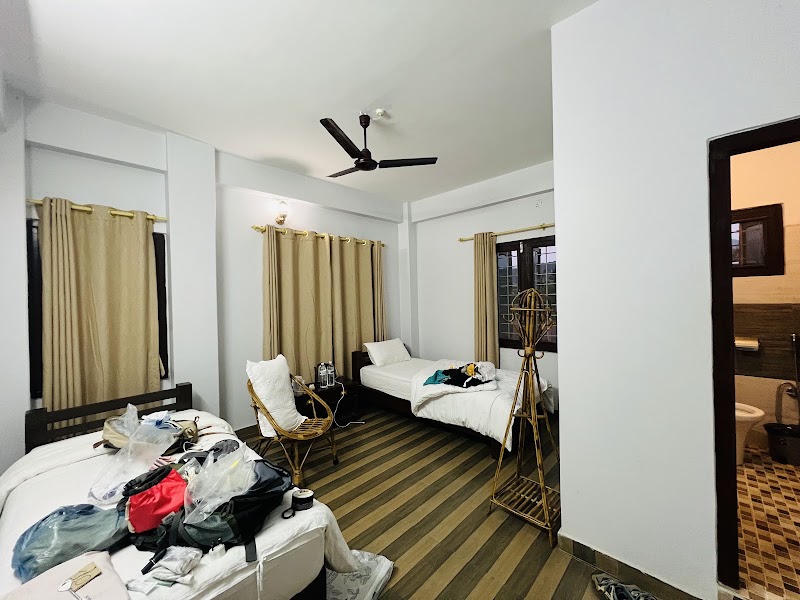 Hotel Bhagya - Hotel Bhagya Street-44, Near Fewa Marg/Goodwill School,Lakeside, पोखरा 33700, Nepal