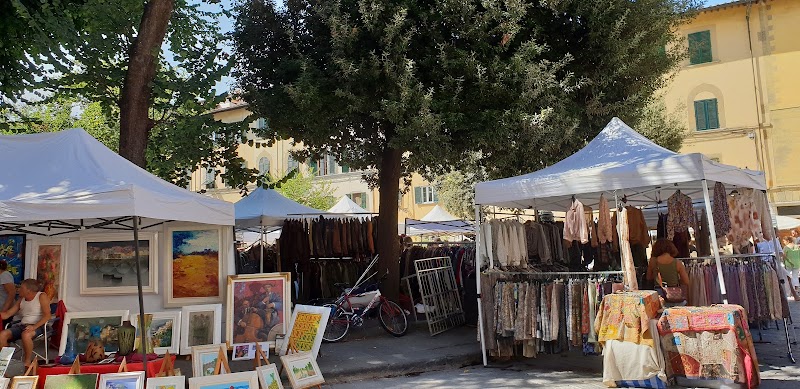 Piazza Santo Spirito - Piazza Santo Spirito Piazza Santo Spirito, 50125 Firenze FI, Italy