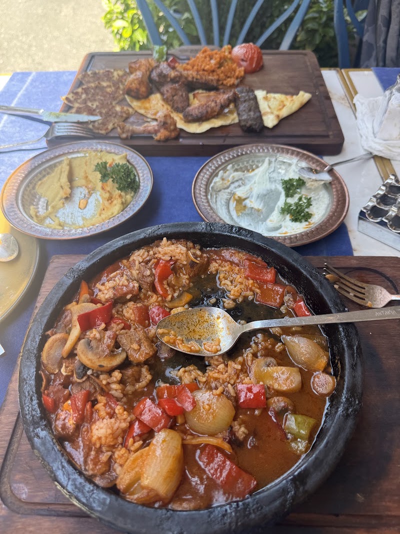 Antakya Restaurant - Antakya Restaurant, Mimar Hayrettin, Divan-I Ali Sok. No:12 A, 34435 Fatih/İstanbul, Türkiye