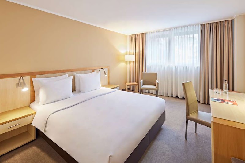 Lindner Hotel Cologne Am Dom - JDV by Hyatt - Lindner Hotel Cologne Am Dom - JDV by Hyatt Stolkgasse, An den Dominikanern 4a, 50668 Köln, Germany