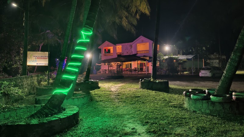 Seaside beach resorts and restaurant - Seaside beach resorts and restaurant SHOP NO 1, Chivla Beach Rd, beside ROCK GARDEN, ENTRANCE, Malvan, Maharashtra 416606, India
