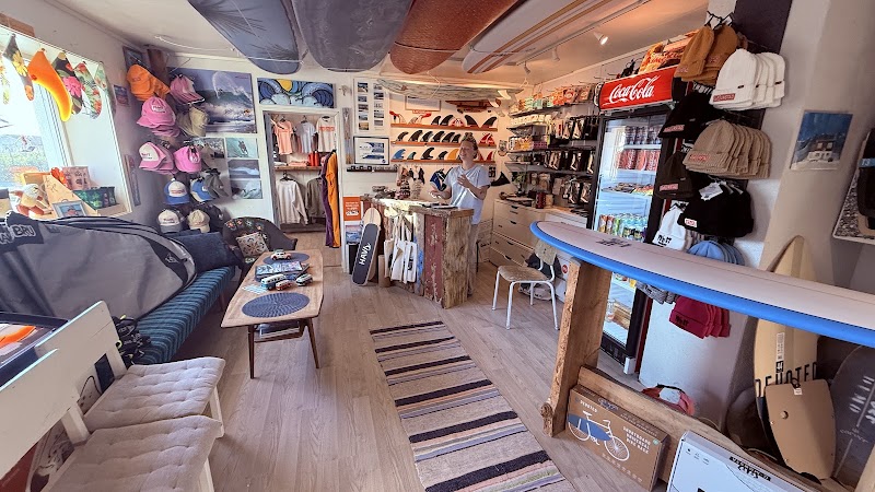 Lofoten Surfsenter - Lofoten Surfsenter Unstadsjøveien 39, 8360 Bøstad, Norway