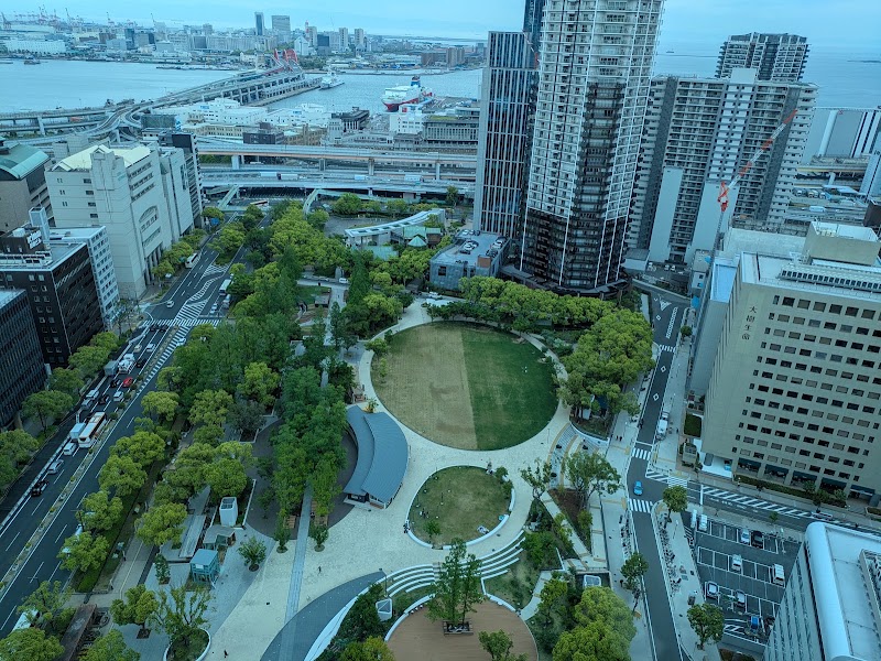 Kobe City Hall - Kobe City Hall, 6-chōme-5-1 Kanōchō, Chuo Ward, Kobe, Hyogo 650-8570, Japan