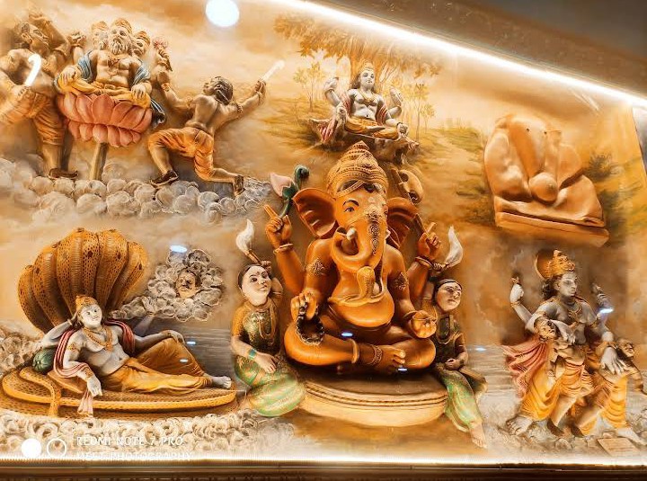 Shree Siddhivinayak Temple - Shree Siddhivinayak Temple SK Bole Rd, Prabhadevi, Mumbai, Maharashtra 400028, India