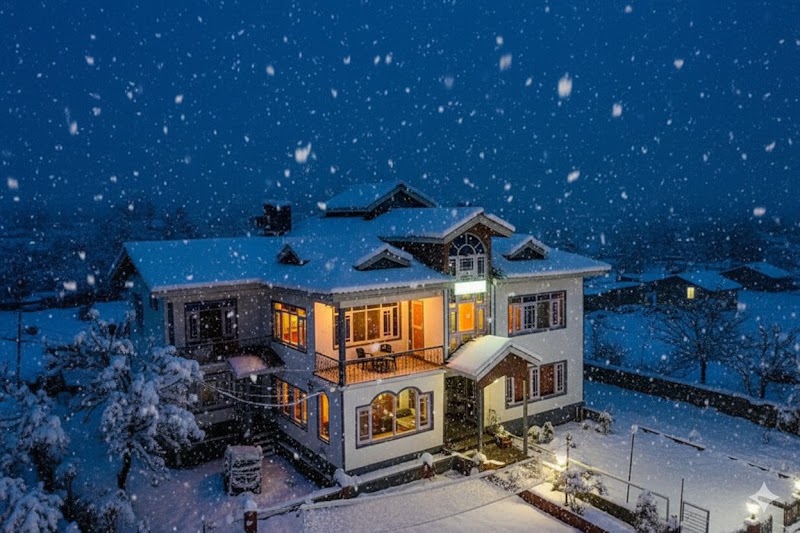 The Gulmarg Palace