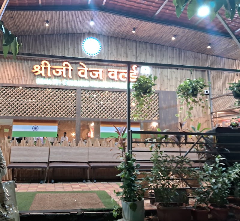 Shreeji Veg World- Multi-Cuisine Restaurant - Shreeji Veg World- Multi-Cuisine Restaurant Hissa 4A, Plot No 4, Panchmukhi Rd, Nityanand Nagar, Gaurav Galaxy, Mira Road East, Mira Bhayandar, Maharashtra 401107, India