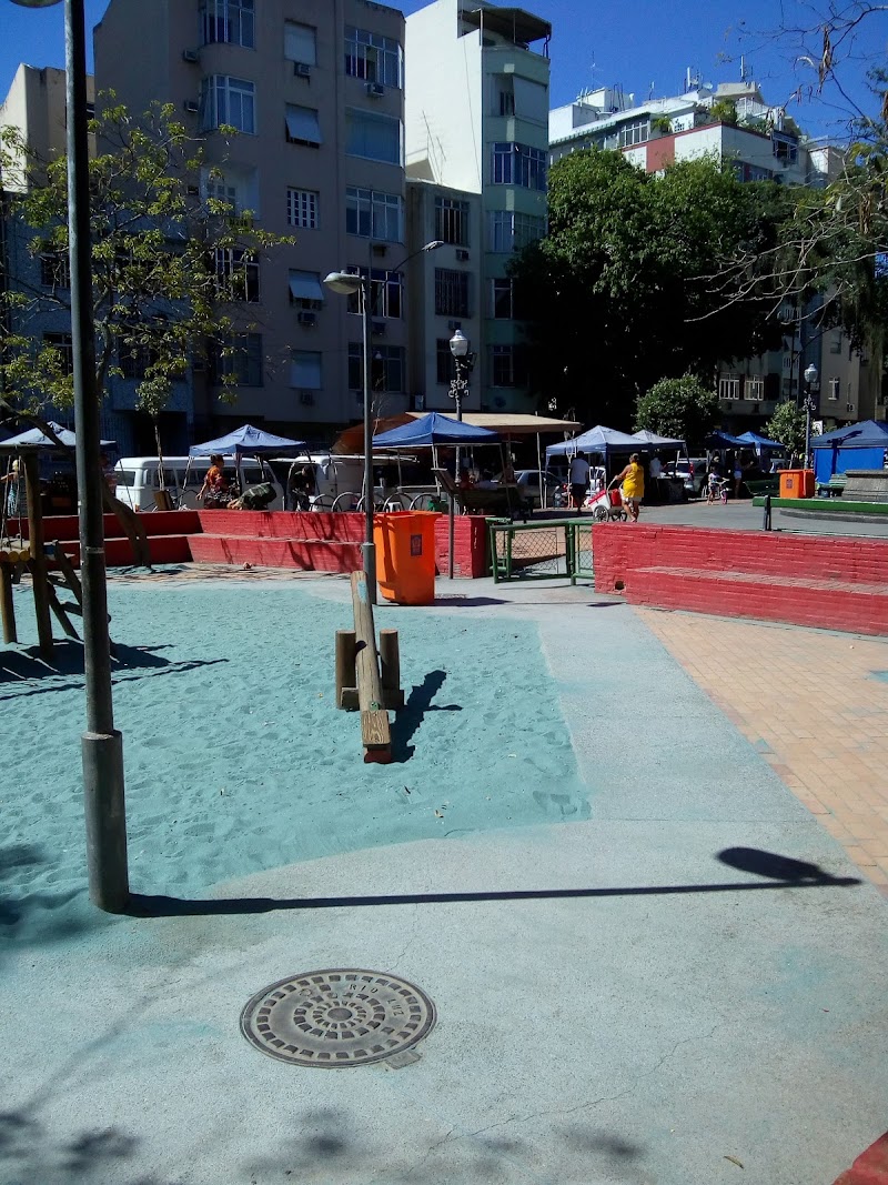 San Salvador square - San Salvador square, Praça São Salvador - Flamengo, Rio de Janeiro - RJ, 22231-130, Brazil