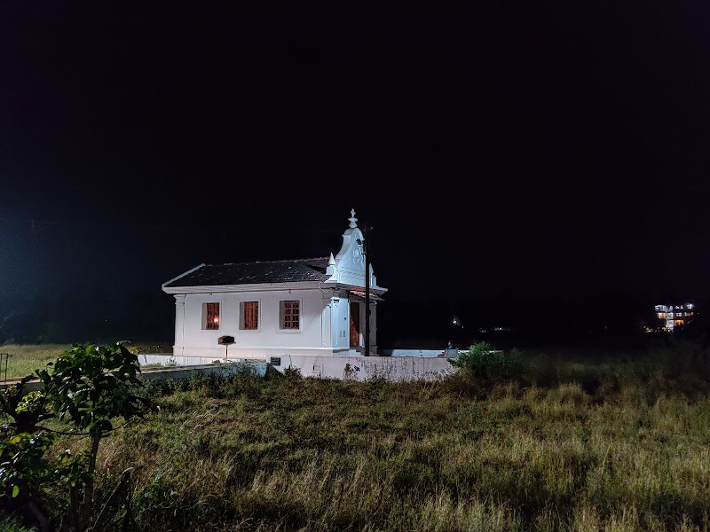 Holy Cross Chapel - Holy Cross Chapel, HQGP+V5F, Parra, Goa 403510, India
