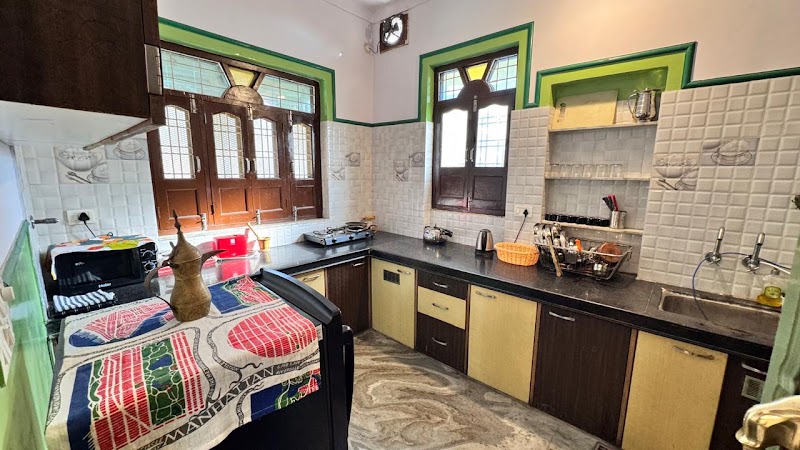 Lasani house home stay Udaipur - Lasani house home stay Udaipur Lasani house no. 10, near Kheda Circle, Shreenath Nagar, Sector 14, Hiran Magri, Udaipur, Gordhan Vilas Rural, Rajasthan 313001, India