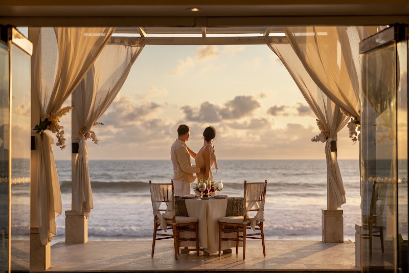 The Seminyak Beach Resort & Spa - The Seminyak Beach Resort & Spa 8573+VJ8, Jl. Kayu Aya, Pantai, Seminyak, Kec. Kuta, Kabupaten Badung, Bali 80361, Indonesia
