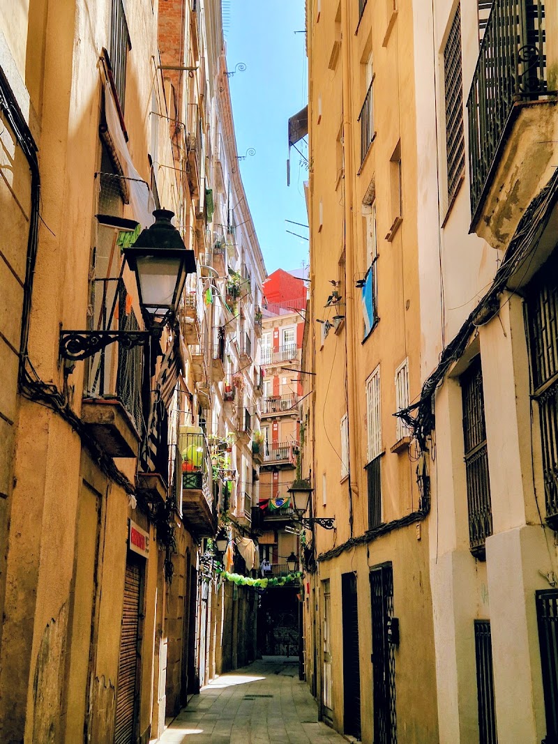 Barcelona Old Town and Gothic Quarter Walking Tour - Barcelona Old Town and Gothic Quarter Walking Tour, Ciutat Vella, Pl. de Correus, S/N, Ciutat Vella, 08002 Barcelona, Spain