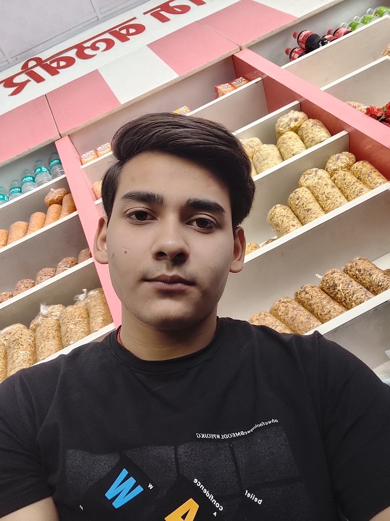 Gheesa ram balbir singh sweets