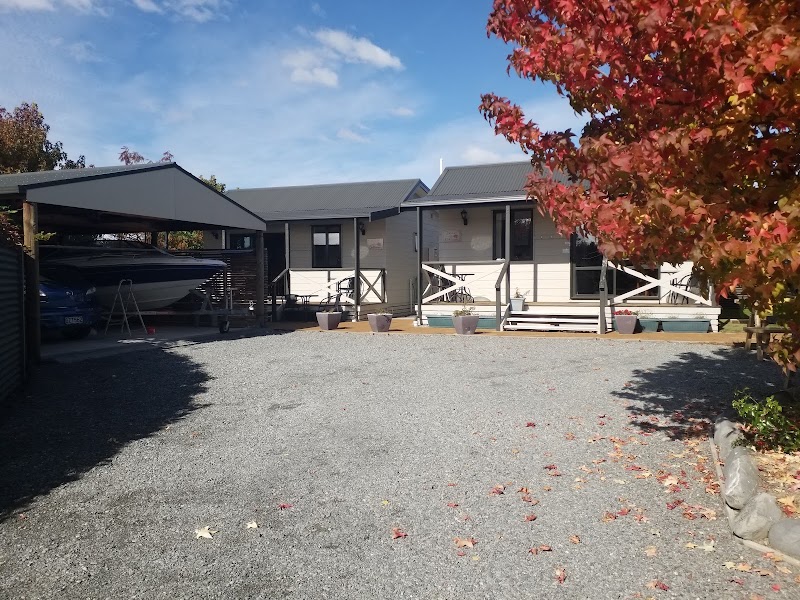 Rosedale Cottages - Rosedale Cottages 25 Glencairn Road, Twizel 7901, New Zealand
