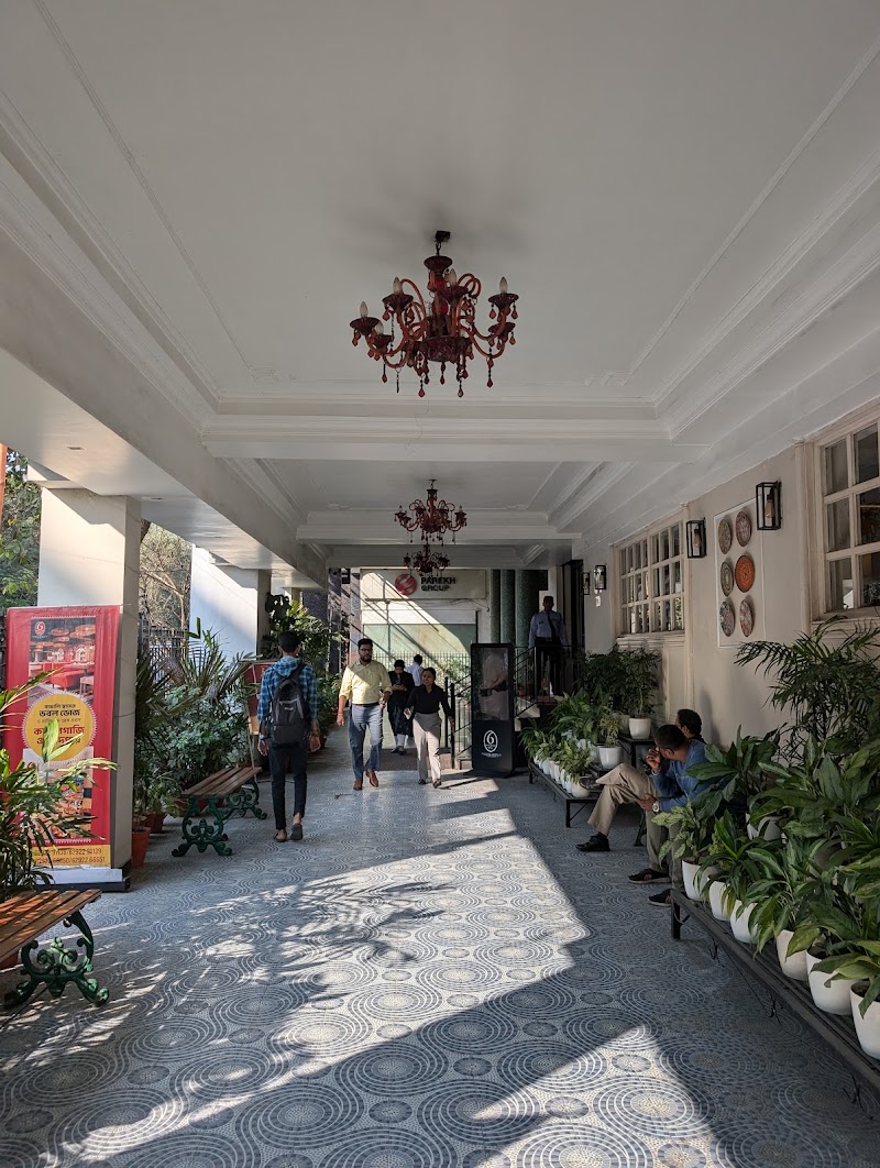 6 Ballygunge Place, Chowringhee - 6 Ballygunge Place, Chowringhee, 55 & 55, 1, Chowringee Rd, opposite Nehru Children's Museum, Taltala, Kolkata, West Bengal 700071, India