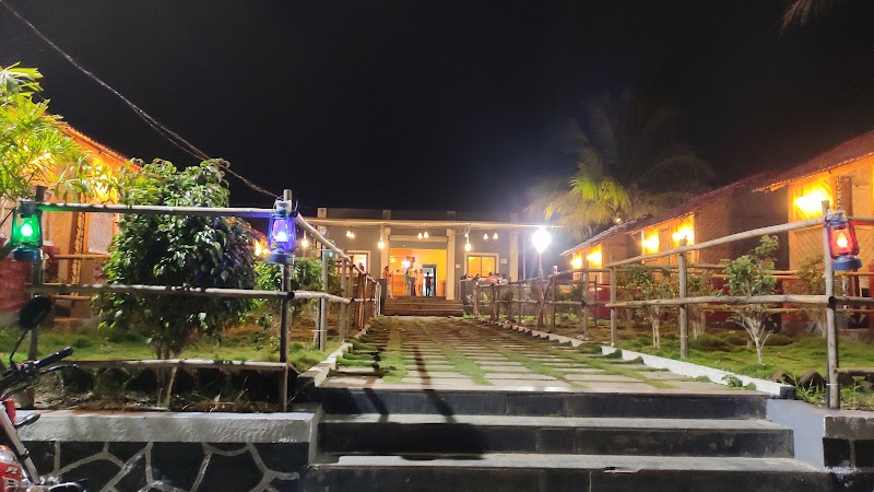 Moonlight Restaurant - Moonlight Restaurant, Near Pimpalgaon Phata Junnar Otur, Road, near Kukdi River Bridge, Pune, Padali, Maharashtra 410502, India