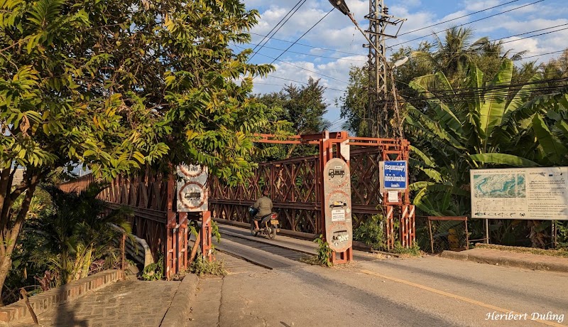 Old French Bridge ຂົວຝຣັ່ງເກົ່າ no cars allowed - Old French Bridge ຂົວຝຣັ່ງເກົ່າ no cars allowed, 1 Old Bridge, Ban Muang Nga, Nam Khan River, ຫຼວງພະບາງ 6000, Laos