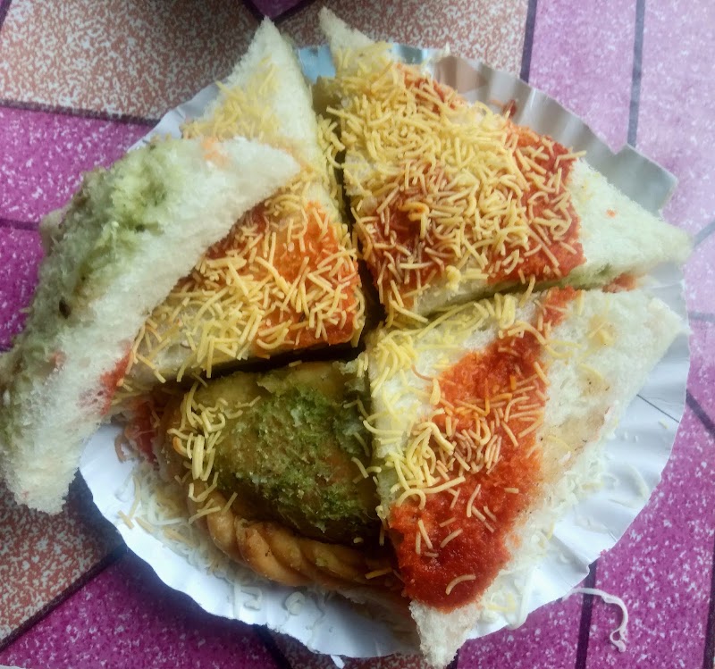 Jamnagari Ghugra - Jamnagari Ghugra, opp. Nilkanth avenue-2, near Cu Shah Commerce College, Sattar Taluka Society, Usmanpura, Ahmedabad, Gujarat 380009, India