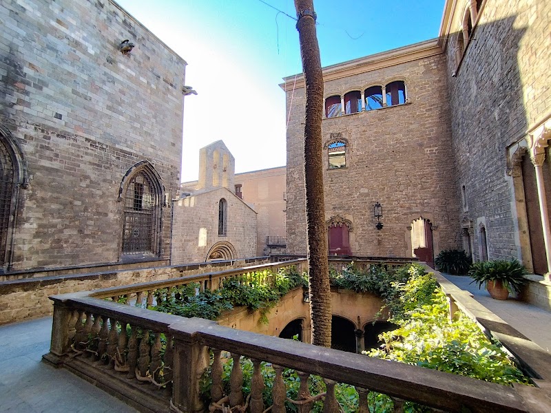Casa de l'Ardiaca - Casa de l'Ardiaca Carrer de Santa Llúcia, 1, Ciutat Vella, 08002 Barcelona, Spain