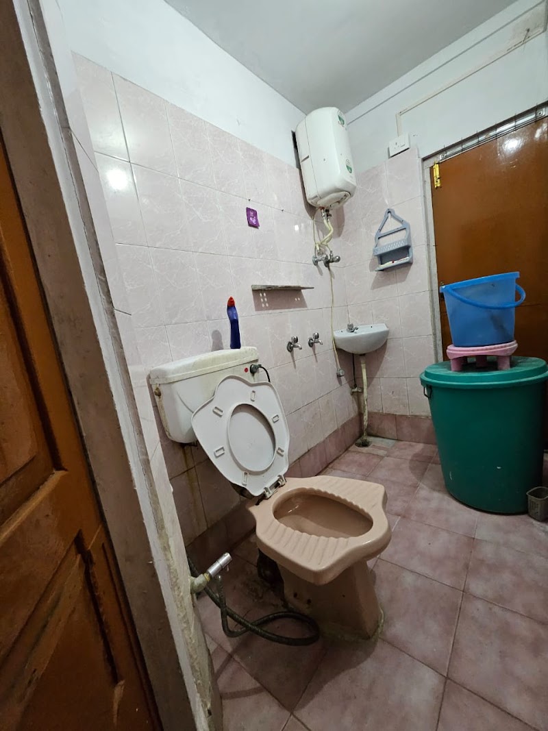 Flat for rent in Nainital - Flat for rent in Nainital, Rakesh kuteir hem Arya flat, Ayarpatta, Nainital, Uttarakhand 263001, India