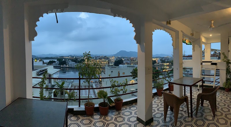 PEACOCK GUEST HOUSE :- LAKE VIEW HOTEL IN UDAIPUR - PEACOCK GUEST HOUSE :- LAKE VIEW HOTEL IN UDAIPUR, 10, Maji House, Lal Ghat Road, behind Jagdish Temple, Old City, Udaipur, Rajasthan 313004, India