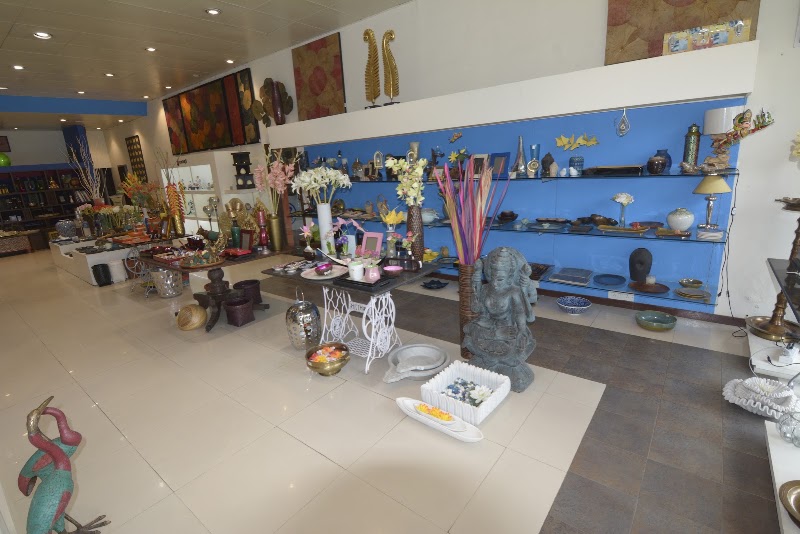 Cafe @ Blu - Cafe @ Blu 7a, Ratlam Kothi, Geeta Chambers, Agra Bombay Road, Ratlam Kothi, Indore, Madhya Pradesh 452001, India