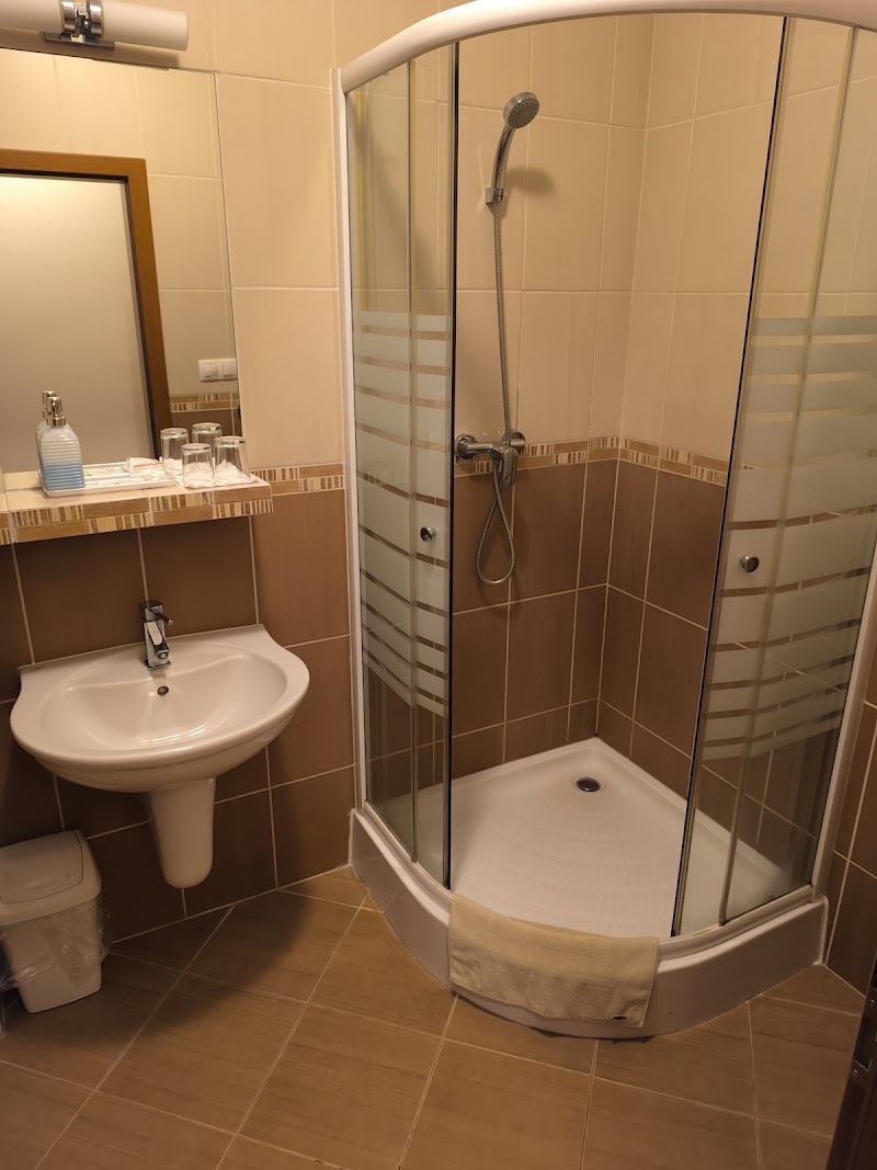 Hotel Dominika - Hotel Dominika, Vlastenecké námestie 3, 851 01 Bratislava-Petržalka, Slovakia