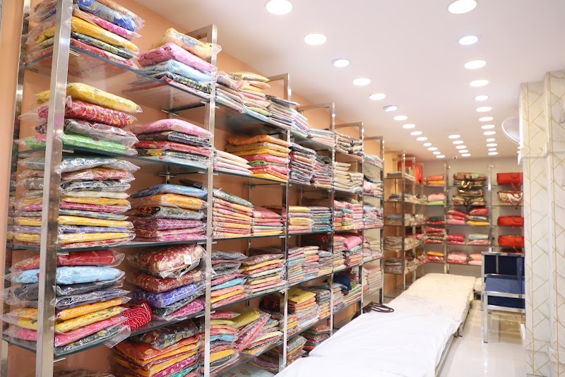MAHALAXMI TEXTILE MART - MAHALAXMI TEXTILE MART SHOP NO 15, Haldion Ka Rasta, Johri Bazar, Ramganj Bazar, Jaipur, Jaipur Nagar Nigam Area, Rajasthan 302003, India