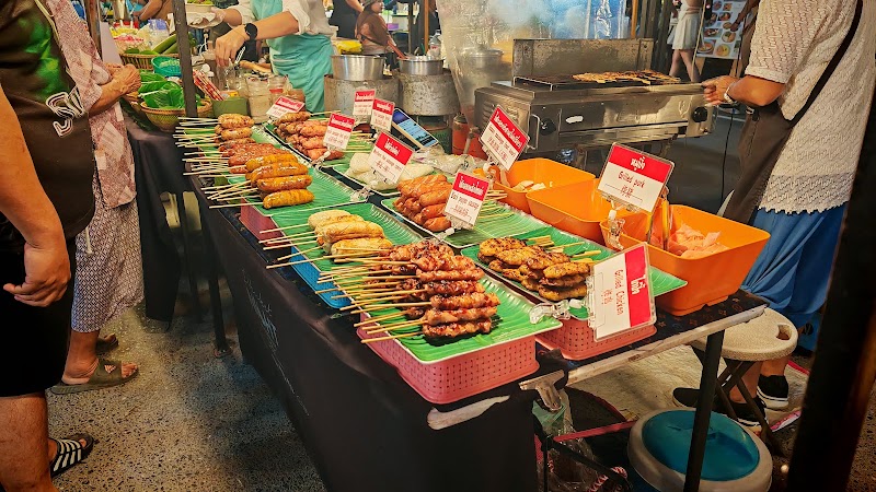 Bang Tao Night Market - Bang Tao Night Market X8P2+F56, Bang Tao Beach, Choeng Thale, Thalang District, Phuket 83110, Thailand