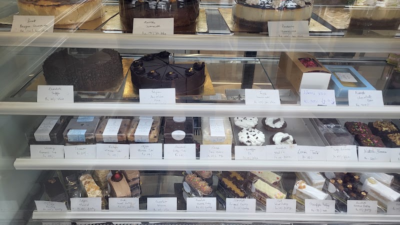 Petit Paris | Bakery and Cake Shop in Jodhpur - Petit Paris | Bakery and Cake Shop in Jodhpur 1st C Rd, Sardarpura, Jodhpur, Rajasthan 342001, India