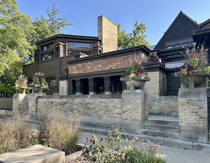 Frank Lloyd Wright Home & Studio - Frank Lloyd Wright Home & Studio, 951 Chicago Ave, Oak Park, IL 60302, USA