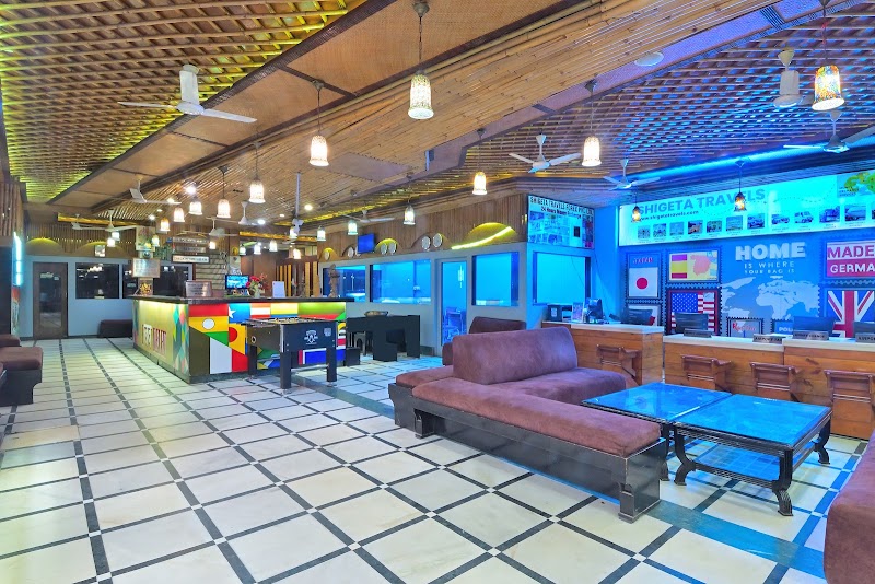 Hotel Hari Piorko - Hotel Hari Piorko 4775 Main Bazar, Tooti Chowk, near 6, Bazar Sangatrashan, Bagichi Ramchander, Aram Bagh, Paharganj, New Delhi, Delhi 110055, India
