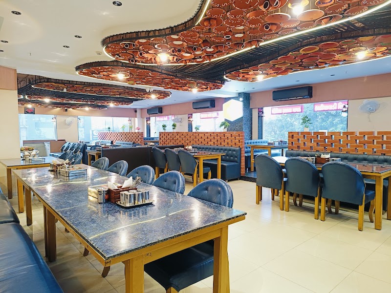 Shree khodiyar kathiyawadi dhaba - Shree khodiyar kathiyawadi dhaba, UG 16/17, Black Bunny Circle, Vacanza Trade Center, VIP Rd, near Sidhhi Vinayak Mandir, Vesu, Surat, Gujarat 395007, India