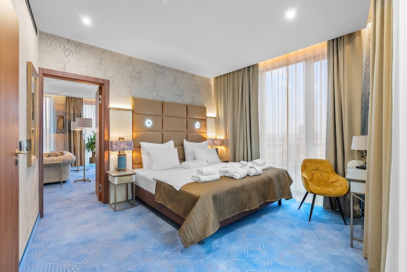 Hotel Diament Plaza Katowice - Hotel Diament Plaza Katowice Dworcowa 9-11, 40-012 Katowice, Poland