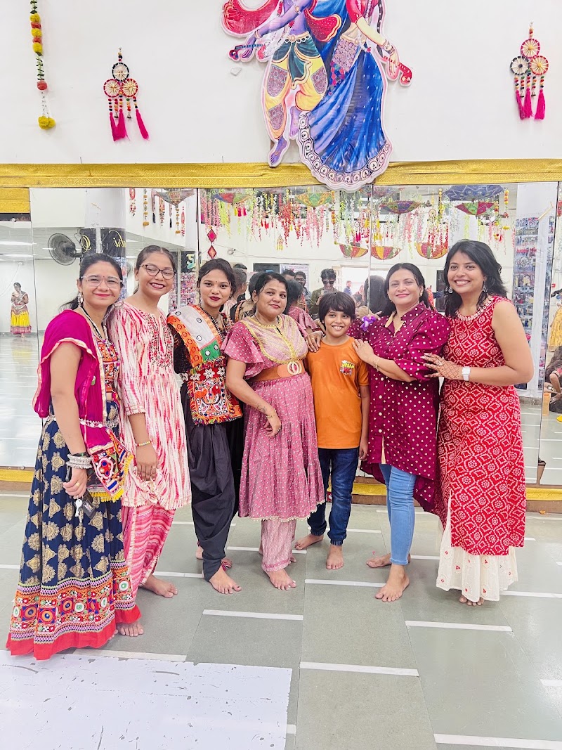 ANIL PANGHAT GARBA DODHIYA CLASSES | GARBA KING | - ANIL PANGHAT GARBA DODHIYA CLASSES | GARBA KING |, Anand Mahal Rd, opp. Sai Jyoti Hospital, Chatrapati Shivaji Nagar, Shanti Niketan Society, Adajan, Surat, Gujarat 395009, India