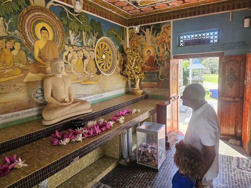 Tissamaharama Raja Maha Vihara - Tissamaharama Raja Maha Vihara Rubberwatte Rd, Tissamaharama, Sri Lanka