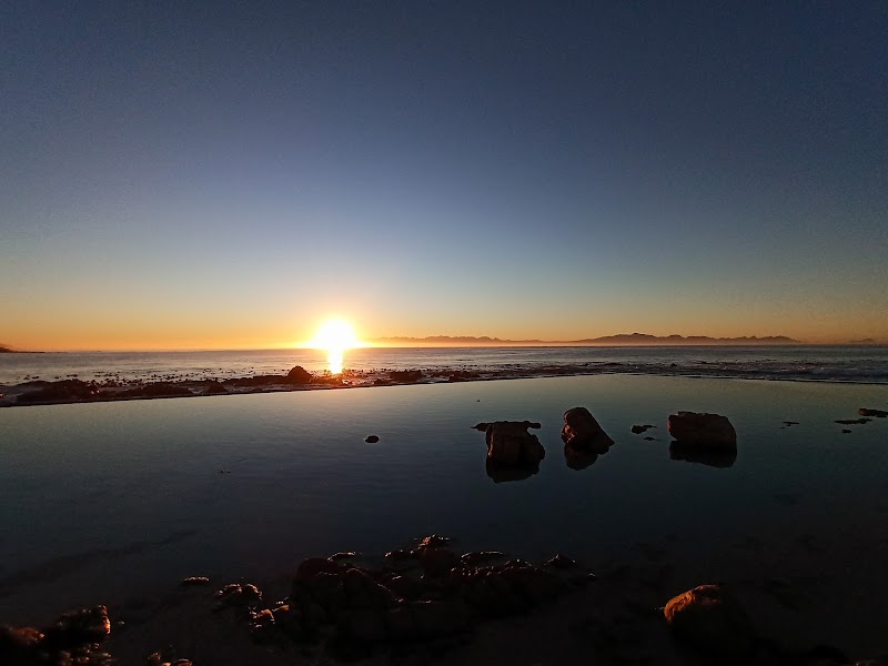 Glencairn Tidal Pool - Glencairn Tidal Pool, Main Rd, Glencairn, Cape Town, South Africa