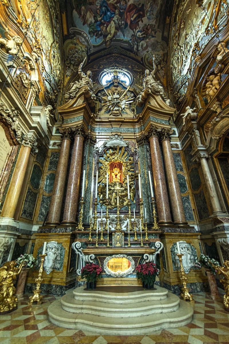 Metropolitan Cathedral of St Peter - Metropolitan Cathedral of St Peter Via dell'Indipendenza, 7, 40125 Bologna BO, Italy