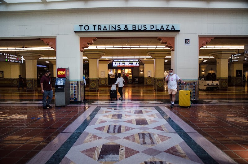 AMTRAK UNION STATION - AMTRAK UNION STATION, 800 N Alameda St, Los Angeles, CA 90012, USA