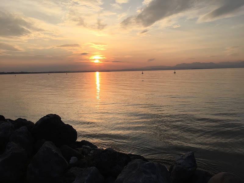 Nautica Pioppi srl - Nautica Pioppi srl Piazza Marina, 1, 37019 Peschiera del Garda VR, Italy