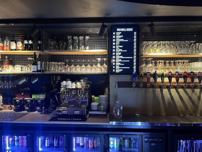 Van Moll - Van Moll Keizersgracht 16A, 5611 GD Eindhoven, Netherlands