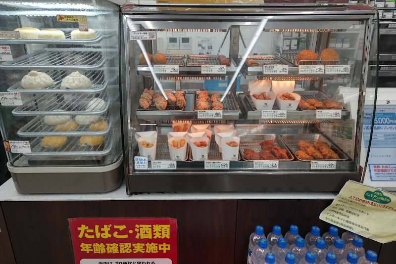 7-Eleven - 7-Eleven, 2-chōme-2-9 Dōtonbori, Chuo Ward, Osaka, 542-0071, Japan