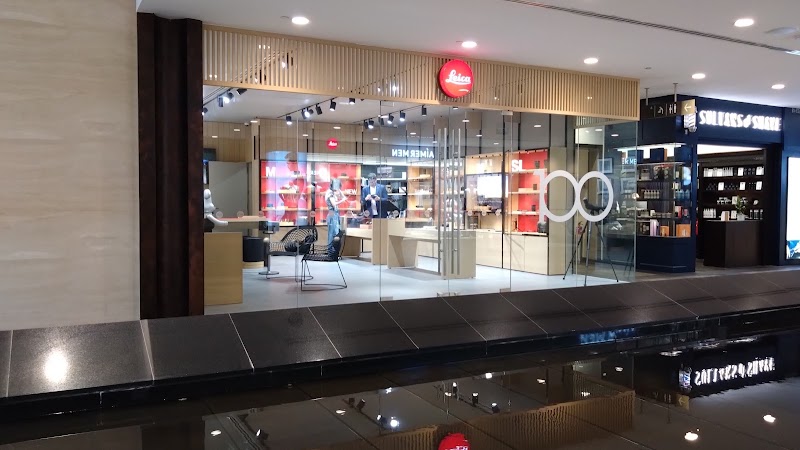 Leica Store Marina Bay Sands - Leica Store Marina Bay Sands 2 Bayfront Ave, # B1 - 82A The Shoppes at Marina Bay Sands, Singapore 018972