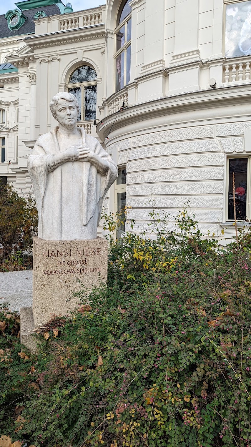 Volkstheater - Volkstheater, Arthur-Schnitzler-Platz 1, 1070 Wien, Austria
