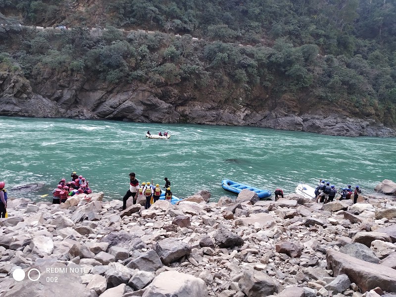 Rafting Camping In Shivpuri Rishikesh - Rafting Camping In Shivpuri Rishikesh, 4884+X9M Janki jhula, Badrinath Marg, near first floorRafting Ganga Adventure, Muni Ki Reti, Rishikesh, Uttarakhand 249137, India
