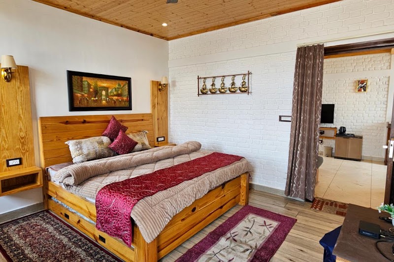 Countryside Villa - Dhanaulti - Countryside Villa - Dhanaulti Chamba-Mussoorie Road, NH 707A, Batwaldhar, Dhanolti, Saklana Range, Uttarakhand 249180, India