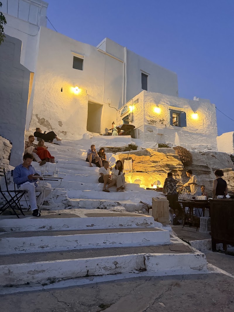 Loggia Wine Bar - Loggia Wine Bar Kastro 840 03, Greece